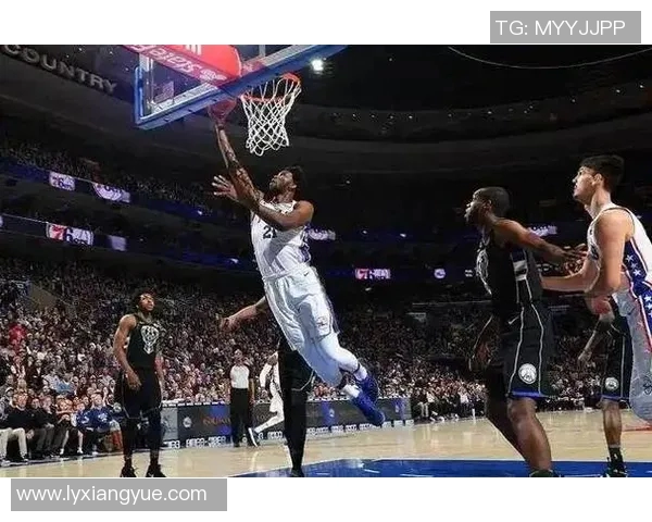 东区决赛激战在即76人对决雄鹿谁能晋级总决赛争夺荣耀